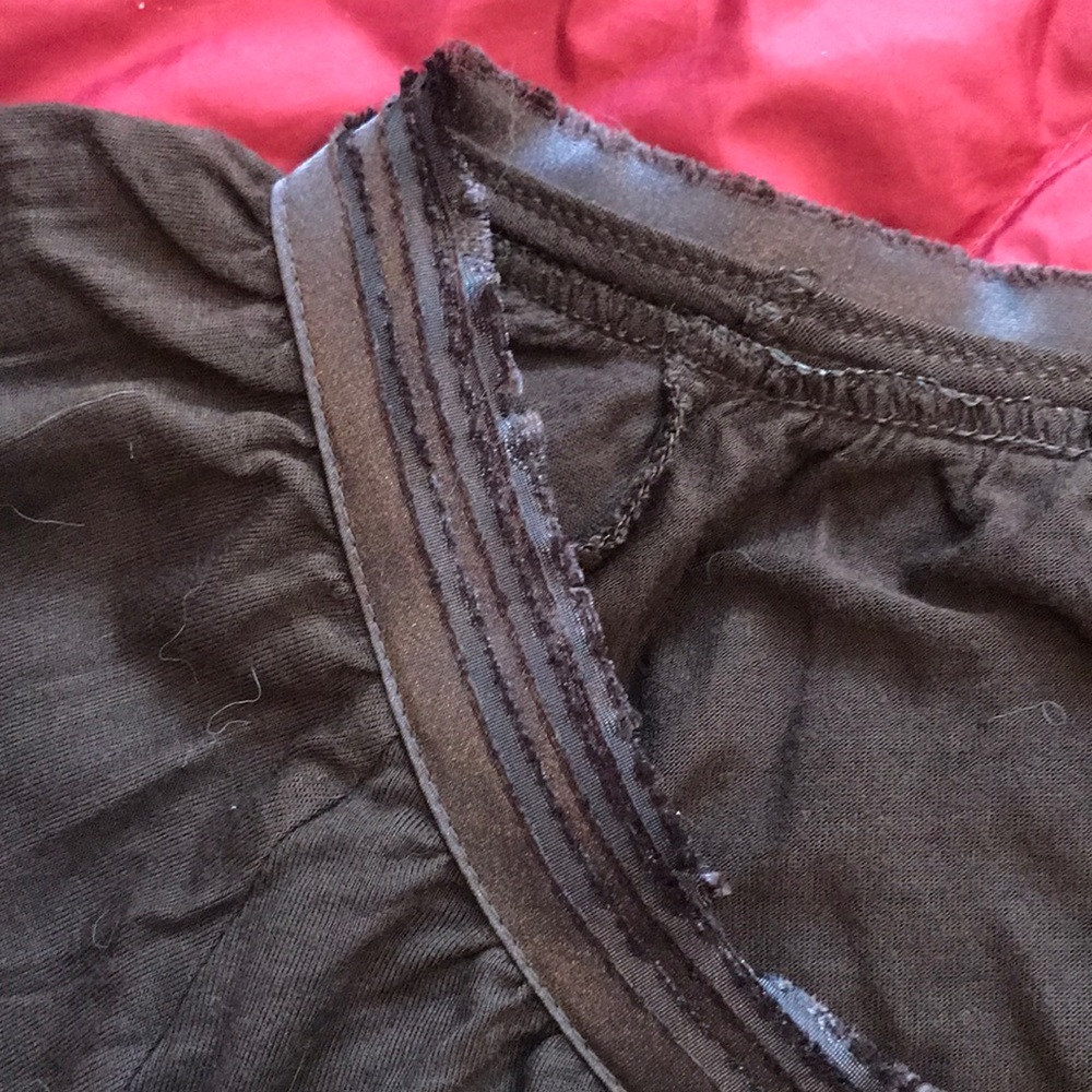 Brown scoop neck knit top - Picture 2 of 4